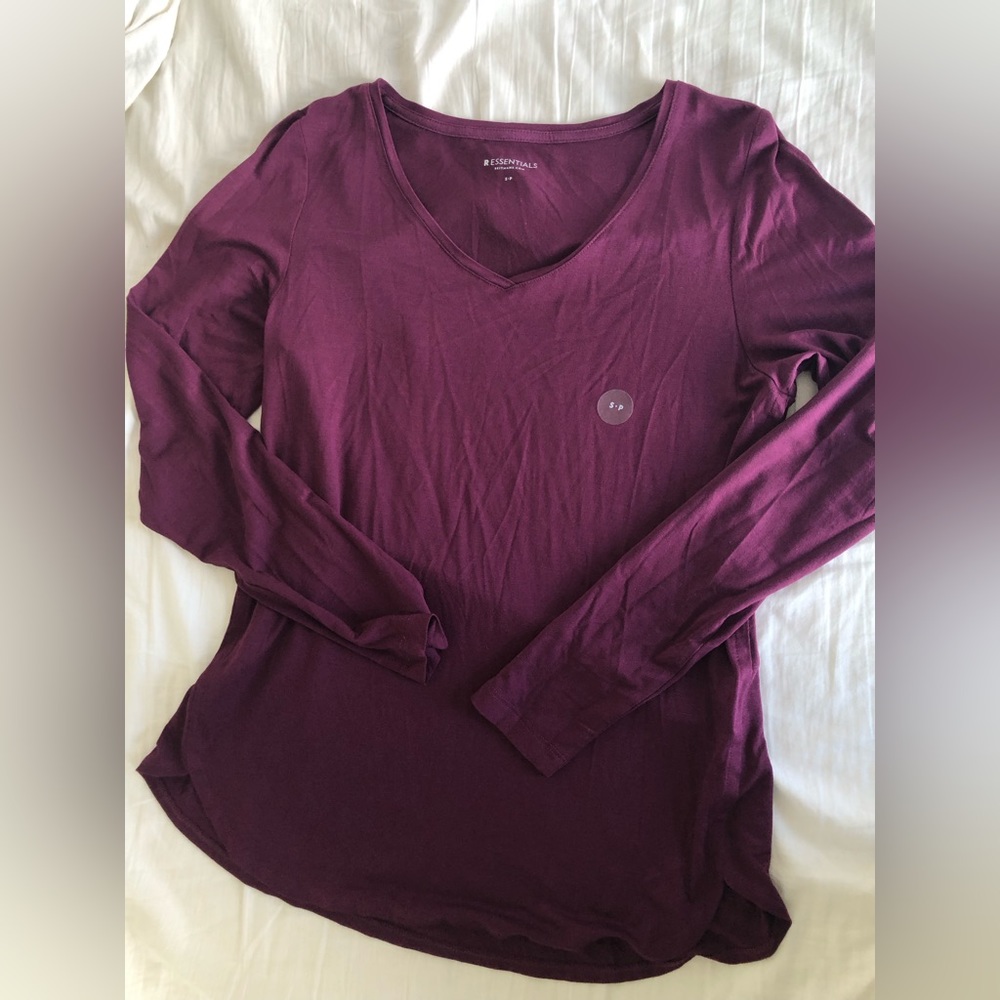 4/$30 Reitmans Long Sleeve Top